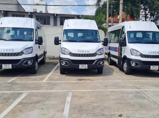 Thuê Xe 19 Chỗ Iveco